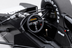 1/18 McLaren Honda MP4/6 1991 #1 (with McLaren logo) - 89140