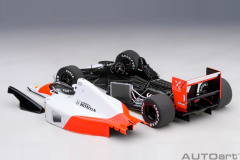 1/18 McLaren Honda MP4/6 1991 #1 (without McLaren logo) - 89150