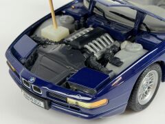 1/18 REVELL BMW 850i