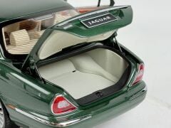 1/18 ALMOST-REAL - JAGUAR - XJ6 (X350) 2003