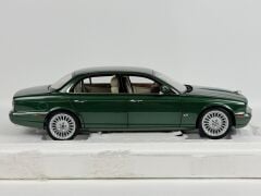 1/18 ALMOST-REAL - JAGUAR - XJ6 (X350) 2003