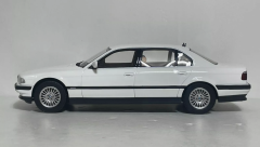 OTTO-MOBILE - BMW - (E38) 750 İL WHITE