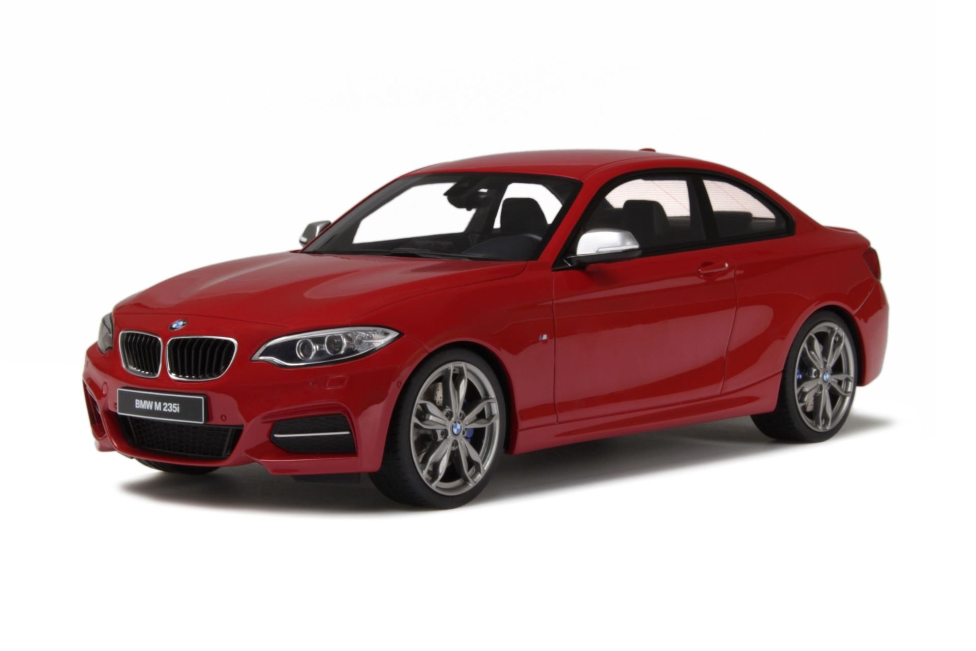 GT-SPIRIT - BMW - 2-SERIES M235i 2015