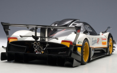 1/18 AUTOart Pagani Zonda Revolucion White Carbon Fiber - 78271