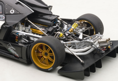 1/18 AUTOart Pagani Zonda Revolucion White Carbon Fiber - 78271