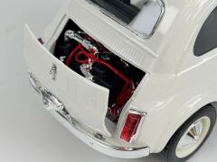 1/18 BURAGO Fiat 500 L - 1812035-K