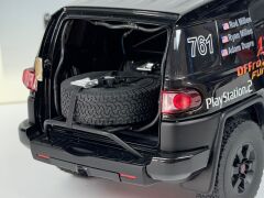 1/18 AUTOart BAJA FJ CRUISER 2007 - 80716