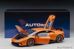 1:12 ÖLÇEK AUTOART LAMBORGHINI HURACAN LP640-4 2017