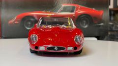 KYOSHO - FERRARI - 250 GTO 1962 - BLUE INTERIOR