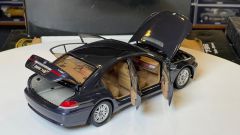 KYOSHO - BMW - 7-SERIES 745i 2005