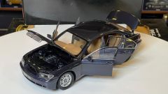KYOSHO - BMW - 7-SERIES 745i 2005