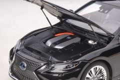 AUTOART - LEXUS - LS500h 2018