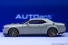 AUTOART - DODGE - CHALLENGER R/T SCAT PACK WIDEBODY 2022