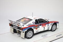 1/18 KYOSHO - LANCIA - 037 N 1 MARTINI 3rd RALLY SANREMO 1985 H.TOIVONEN - J.PIIRONEN