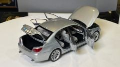 KYOSHO - BMW - 5-SERIES M5 (E60)
