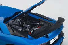 AUTOART - LAMBORGHINI - AVENTADOR LP750-4SV SUPERVELOCE 2015