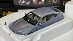 KYOSHO - BMW - X6 ACTIVEHYBRID E71 2009