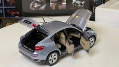 KYOSHO - BMW - X6 ACTIVEHYBRID E71 2009