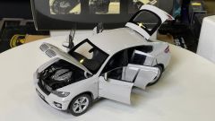 KYOSHO - BMW - X6 XDRIVE 5.0i 2008