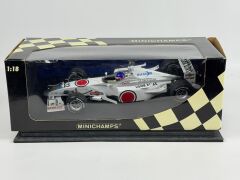 1/18 MINICHAMPS F1 Jacques Villenueve Honda 2000 - 180000022