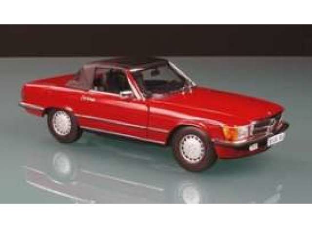 1986 Mercedes SL300 Softtop, red