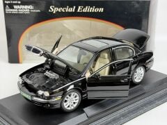 1/18 MAISTO Jaguar X Type 2001 Silver Saloon - 31621
