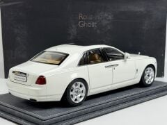 HATALI - 1/18 Kyosho Rolls Royce Ghost (English White II 2) - 08801EW