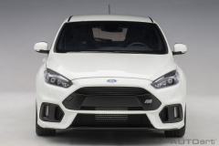 1/18 AUTOart Ford Focus RS 2016 (Frozen White)
