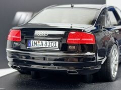 HATALI - 1/18 Motorhelix Audi A8L W12 2008