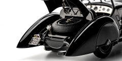 1/24 CMC - MERCEDES-BENZ SSK TROSSI BLACK PRINCE 1932